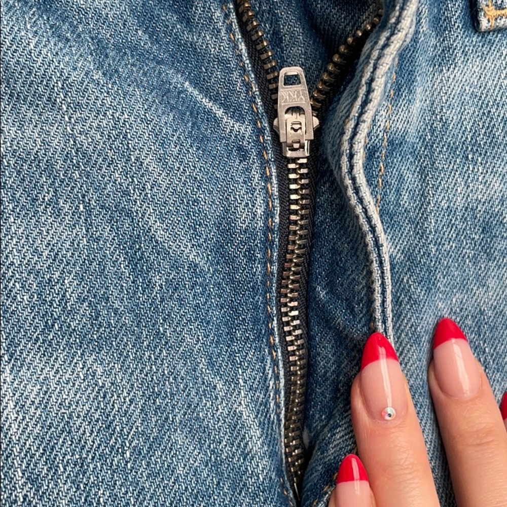 Jeans - Picture 7 of 8